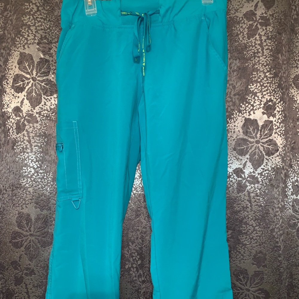 Activate by Med Couture scrub pants